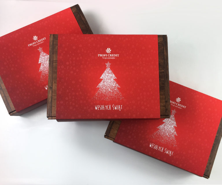 Produkcja, konfekcja i wysyłka adresowa pakietu typu „skrzynka”